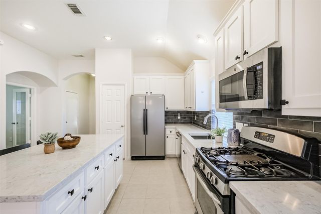 11330 Overland Trail Dr Drive, Richmond, TX 77406