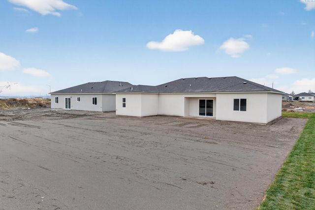 605 E Eureka Ave, Pasco, WA 99301