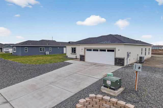 605 E Eureka Ave, Pasco, WA 99301