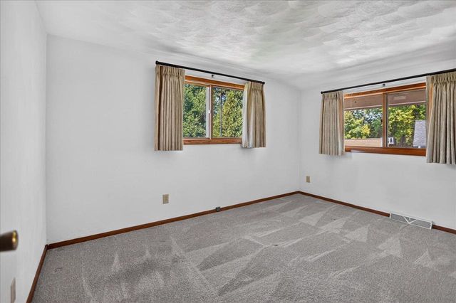 414 Jubilee Lane, Madison, WI 53718