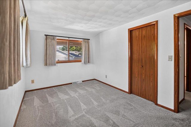 414 Jubilee Lane, Madison, WI 53718
