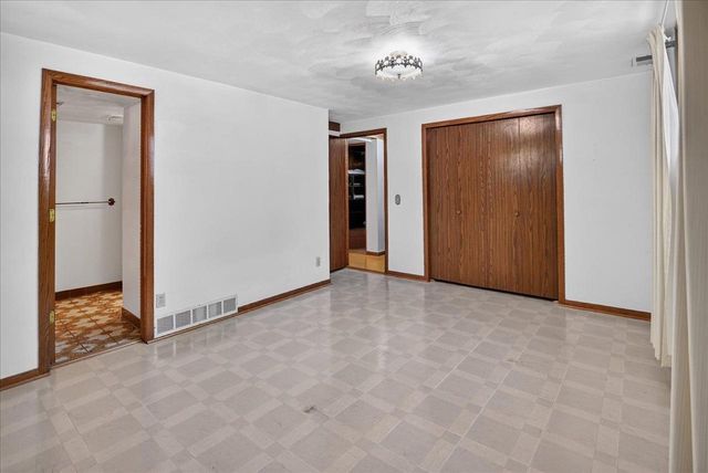 414 Jubilee Lane, Madison, WI 53718