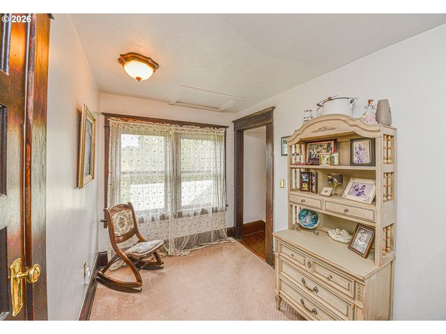 80406 BODINE Rd, Clatskanie, OR 97016