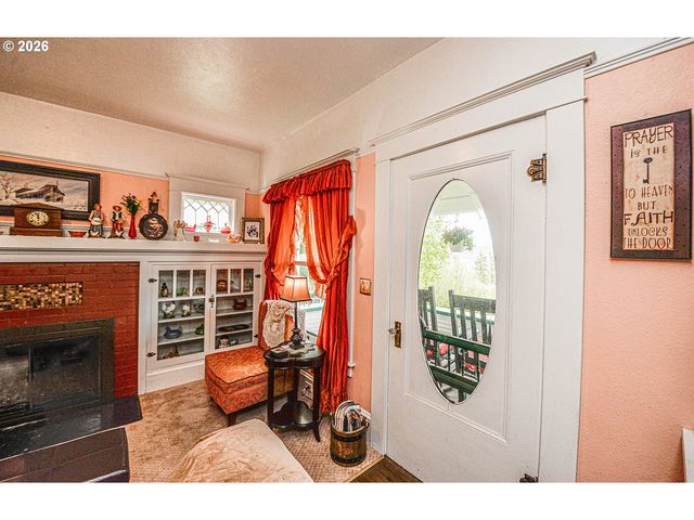 80406 BODINE Rd, Clatskanie, OR 97016