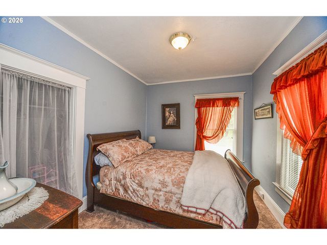 80406 BODINE Rd, Clatskanie, OR 97016