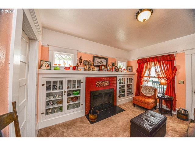 80406 BODINE Rd, Clatskanie, OR 97016