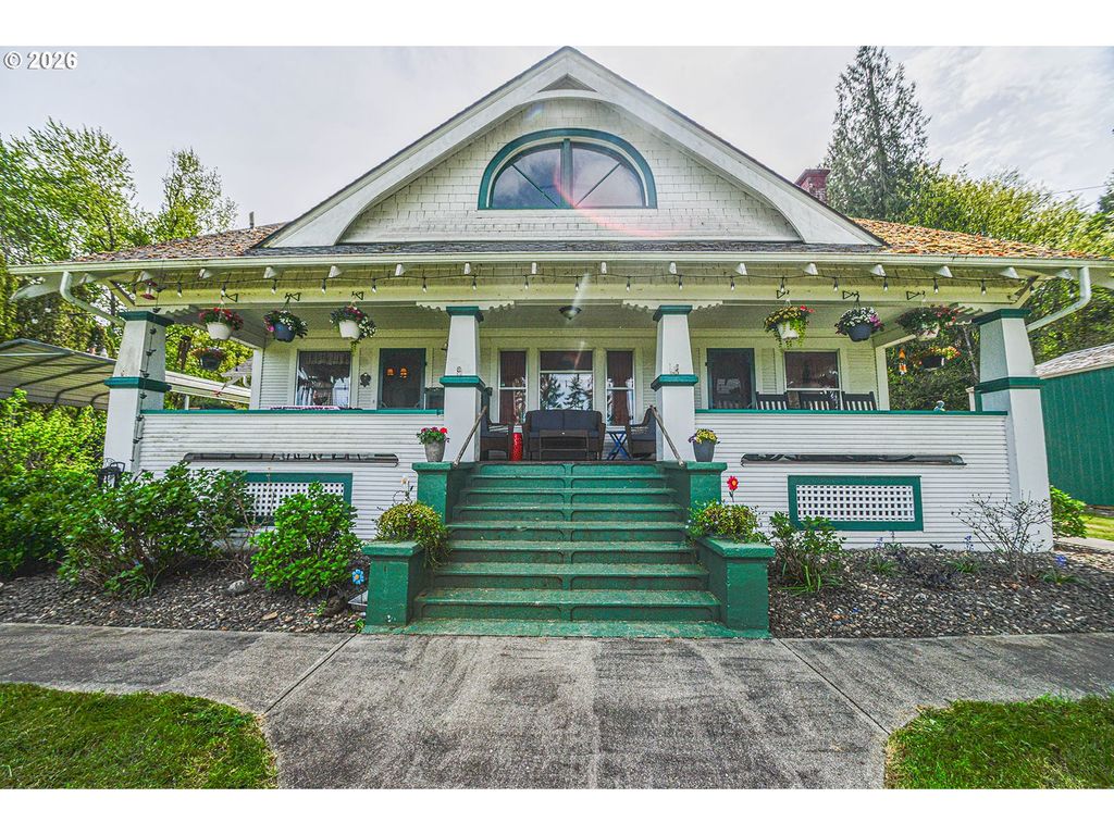 80406 BODINE Rd, Clatskanie, OR 97016