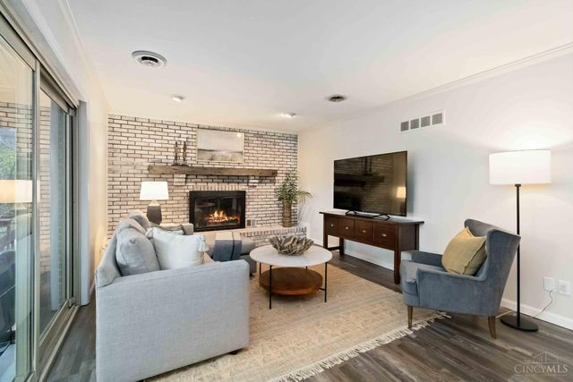 8140 Maxfield Lane, Madeira, OH 45243