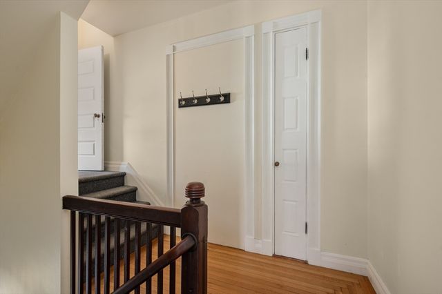 177 Main St A, Amesbury, MA 01913