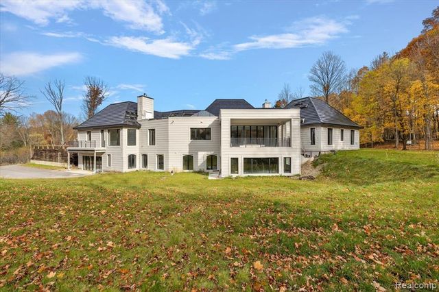 625 Fairbrook Street, Northville, MI 48167