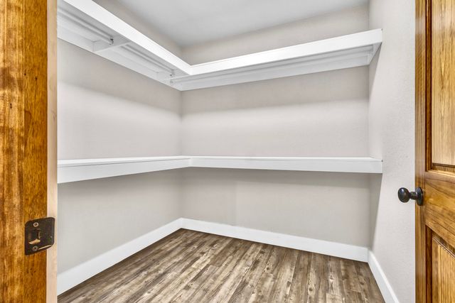 519 Myrtle Street, Monett, MO 65708