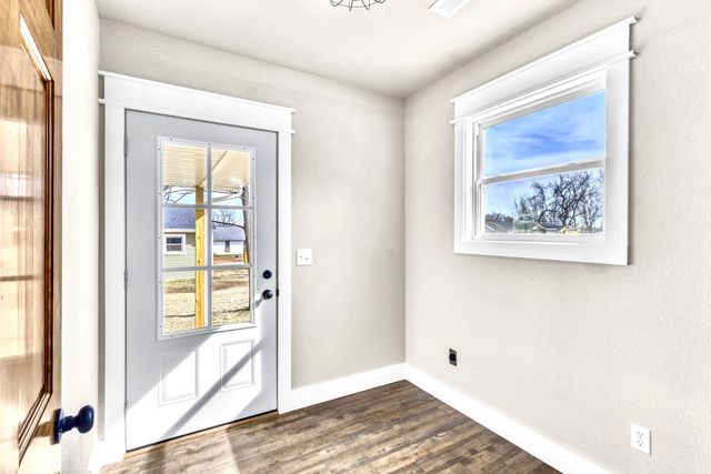 519 Myrtle Street, Monett, MO 65708