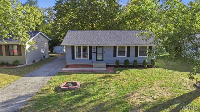 803 W Nixon Drive, O'fallon, IL 62269