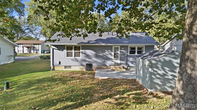 803 W Nixon Drive, O'fallon, IL 62269