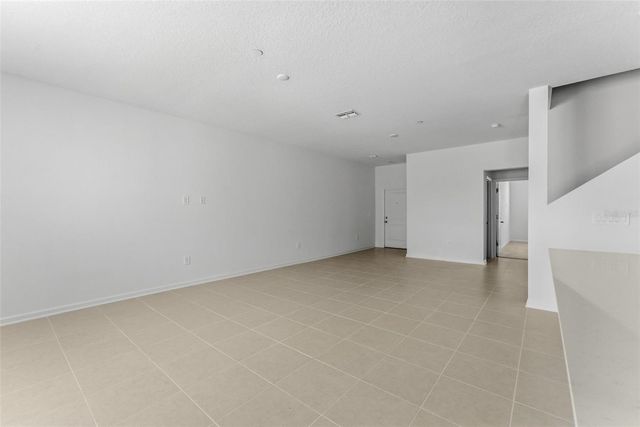 2301 WHITE BUFFALO STREET, Apopka, FL 32703