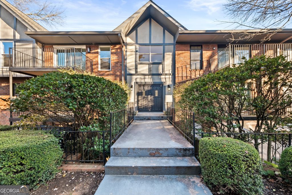 6851 Roswell Road F32, Sandy Springs, GA 30328