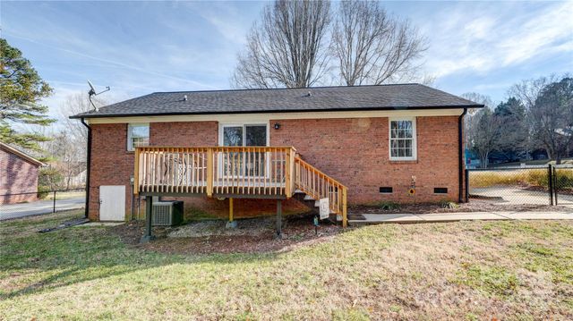 2141 Windermere Drive, Kannapolis, NC 28083