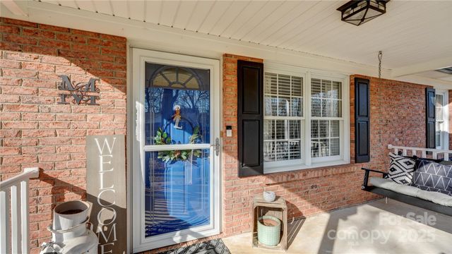 2141 Windermere Drive, Kannapolis, NC 28083