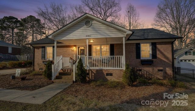 2141 Windermere Drive, Kannapolis, NC 28083