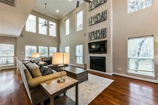 3100 Massengale Lane, Webster, TX 77598