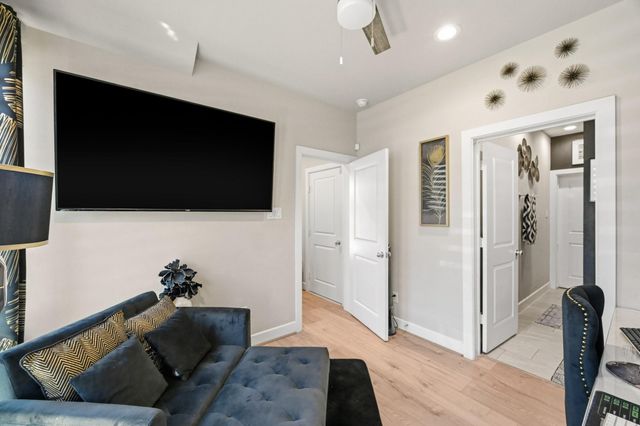 3314 Hutchins Street, Houston, TX 77004