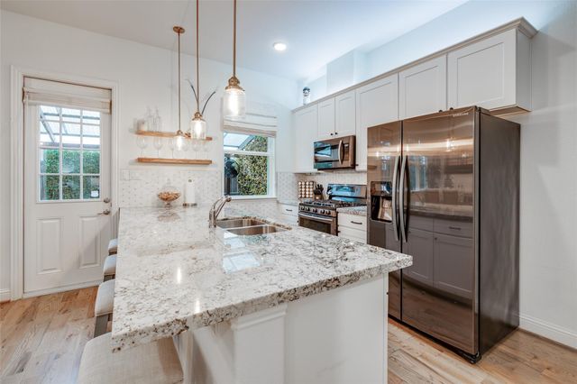 5427 Camaguey Street, Houston, TX 77023