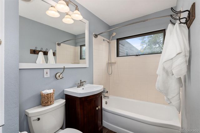 1475 S Hudson Street, Denver, CO 80222