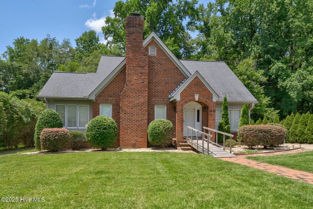 3012 Brassfield Drive, Rocky Mount, NC 27803