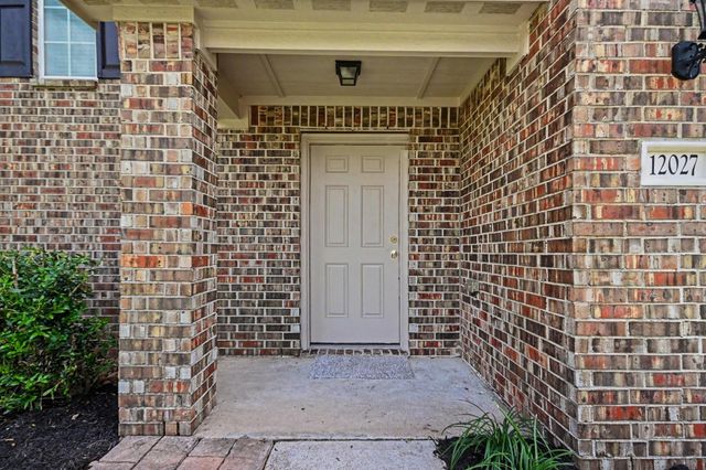 12027 Windage Drive, La Marque, TX 77568