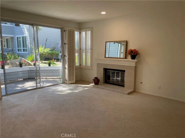 253 Chesterfield 145, Newport Beach, CA 92660
