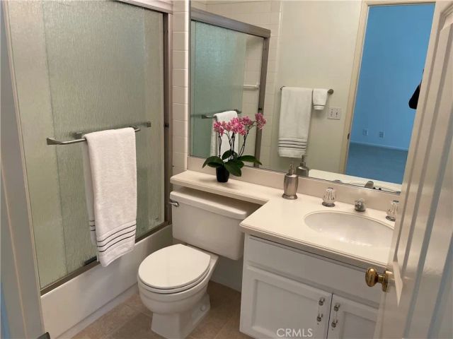 253 Chesterfield 145, Newport Beach, CA 92660