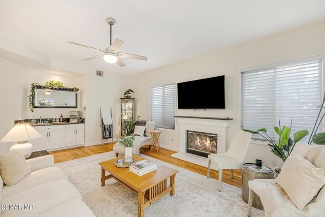 11642 Blossomwood Court, Moorpark, CA 93021