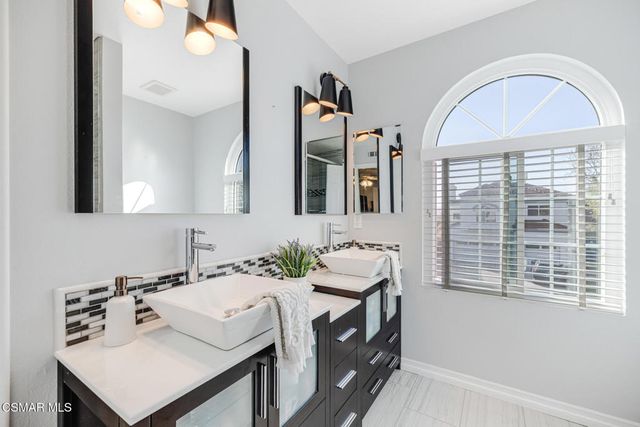 11642 Blossomwood Court, Moorpark, CA 93021