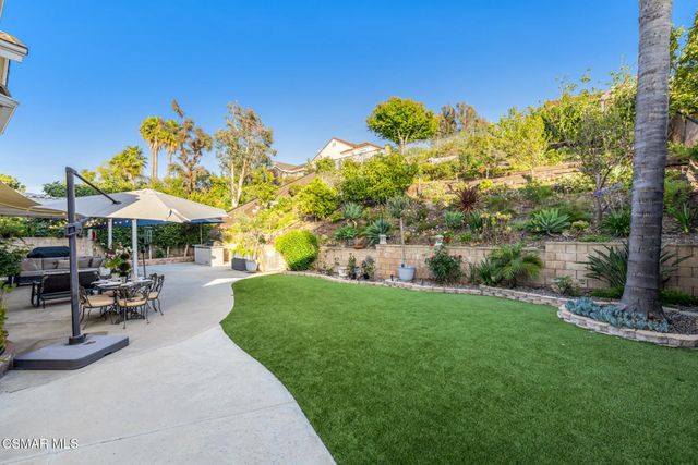 11642 Blossomwood Court, Moorpark, CA 93021