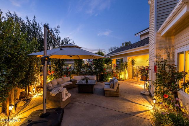 11642 Blossomwood Court, Moorpark, CA 93021