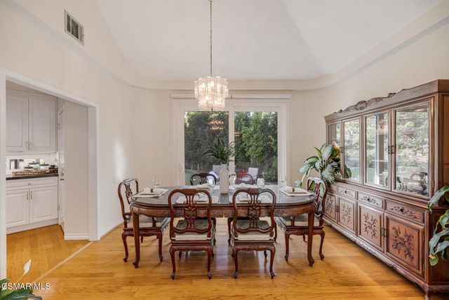 11642 Blossomwood Court, Moorpark, CA 93021