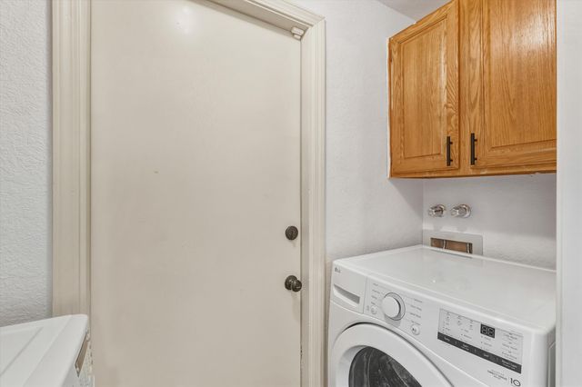 1618 Propps Street NE, Albuquerque, NM 87112