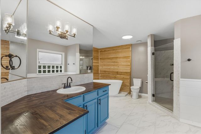 1618 Propps Street NE, Albuquerque, NM 87112