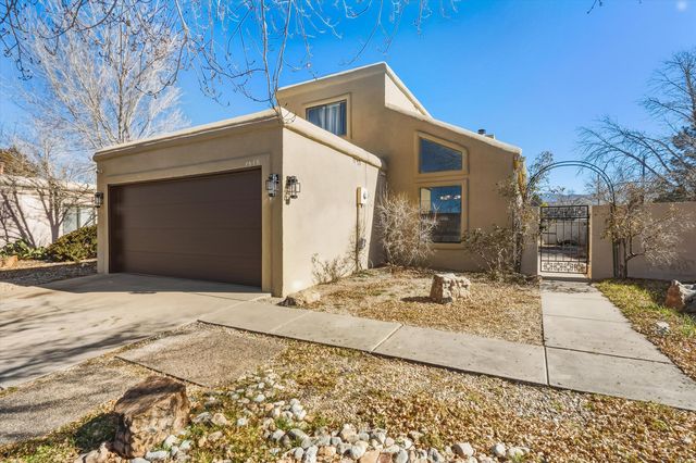 1618 Propps Street NE, Albuquerque, NM 87112