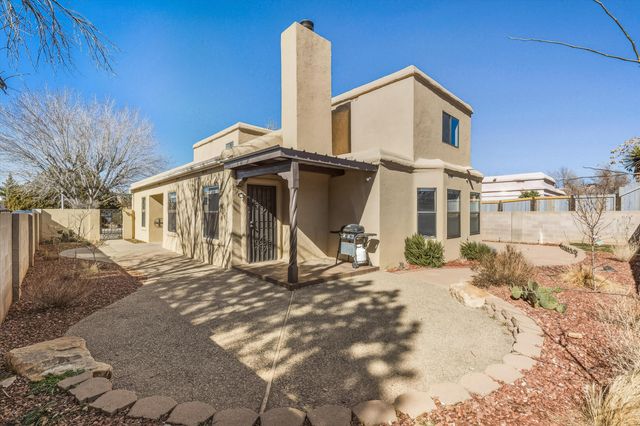 1618 Propps Street NE, Albuquerque, NM 87112