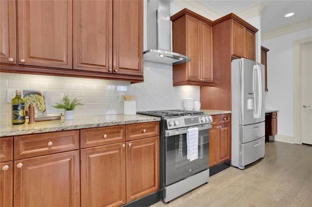 120 Green Oak Drive, Roswell, GA 30075