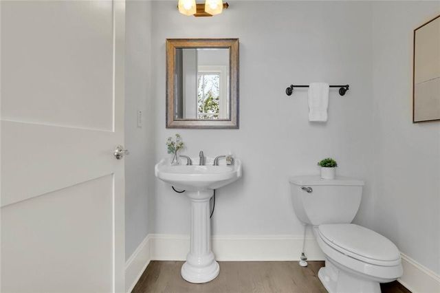 120 Green Oak Drive, Roswell, GA 30075