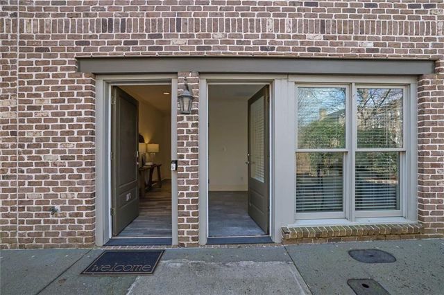 120 Green Oak Drive, Roswell, GA 30075