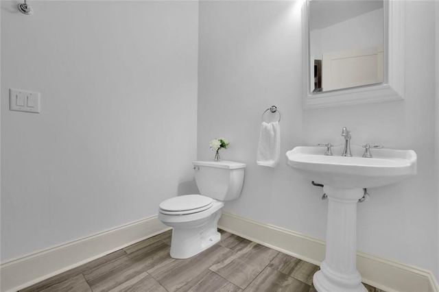 120 Green Oak Drive, Roswell, GA 30075