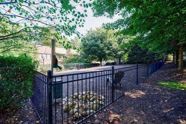 120 Green Oak Drive, Roswell, GA 30075