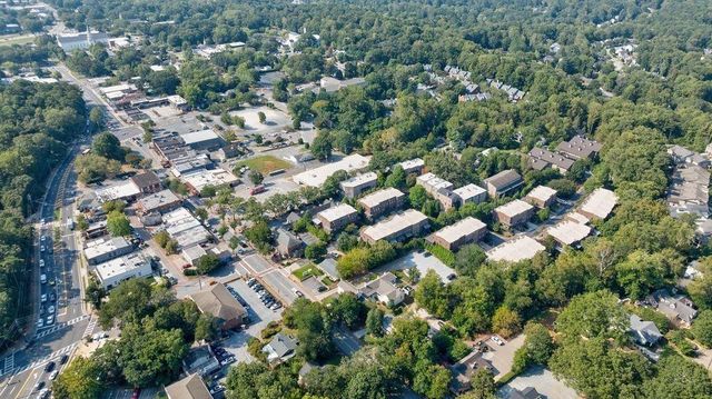 120 Green Oak Drive, Roswell, GA 30075