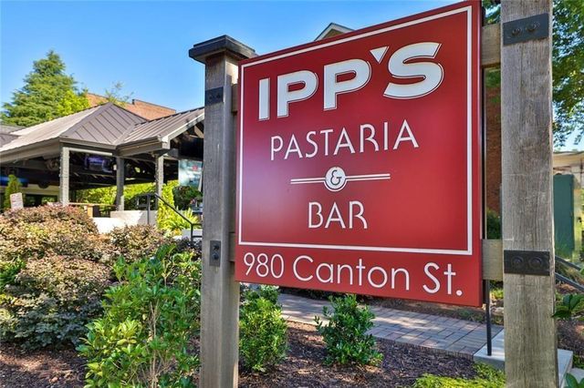 120 Green Oak Drive, Roswell, GA 30075