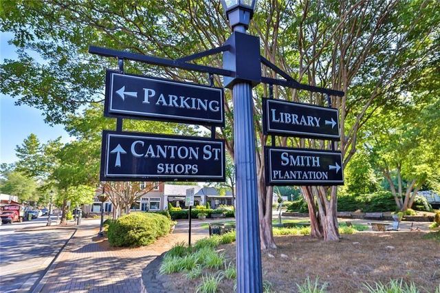 120 Green Oak Drive, Roswell, GA 30075