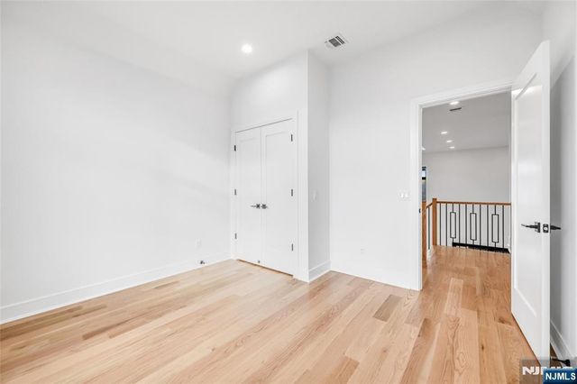 11 Garvey Place, Glen Rock, NJ 07452