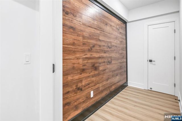 11 Garvey Place, Glen Rock, NJ 07452